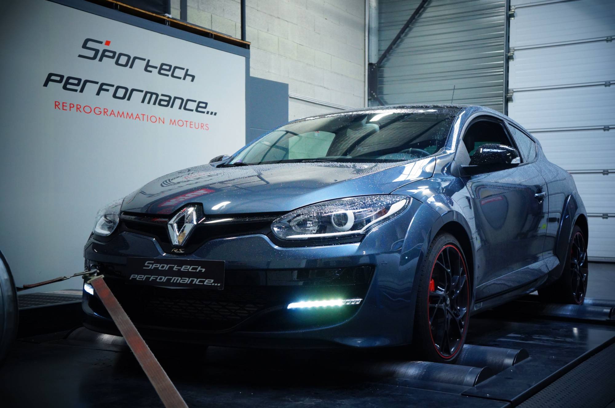 Passer sa mégane RS à l'E85 près de Mâcon 71