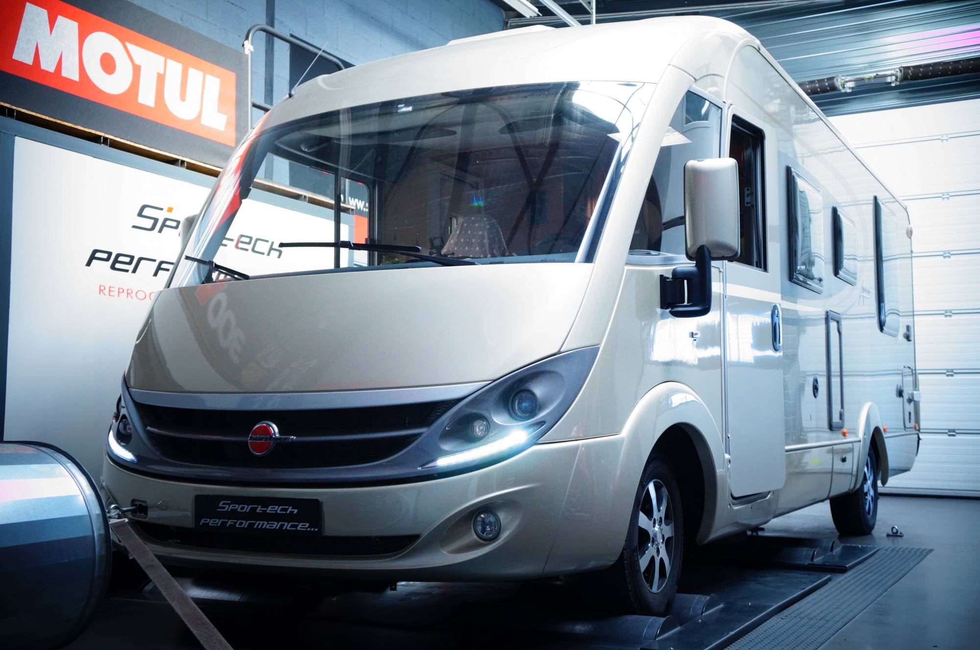 Reprogrammer mon camping car près de Mâcon.