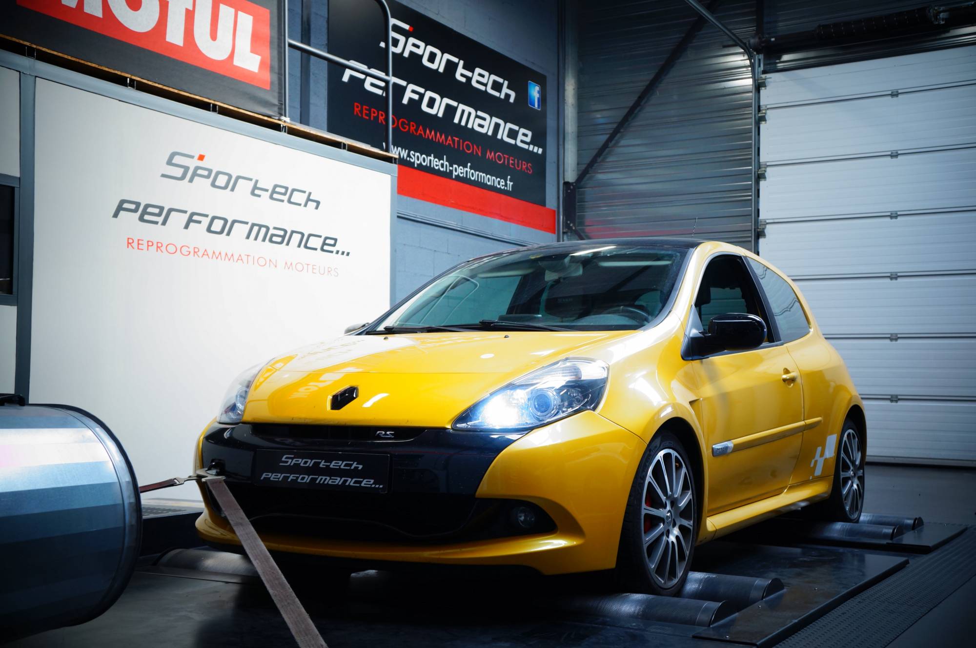 Ou reprogrammer ma Clio 3 RS à l'éthanol près de Bourg en Bresse.