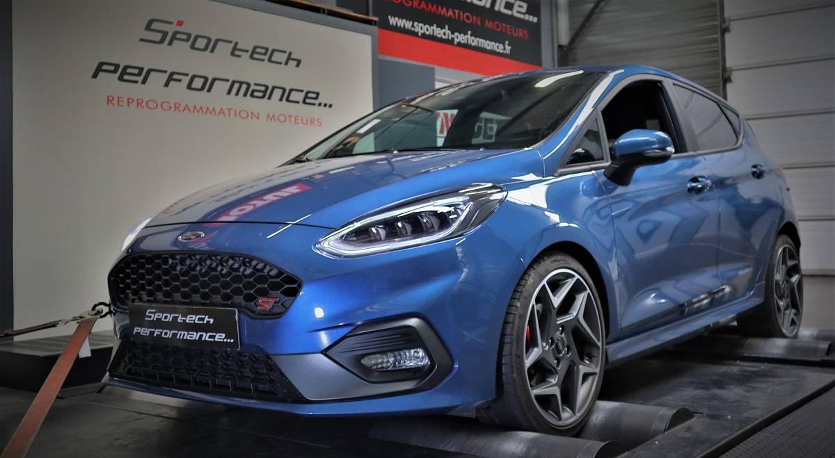 Reprogrammer une nouvelle ford fiesta ST près de Lyon