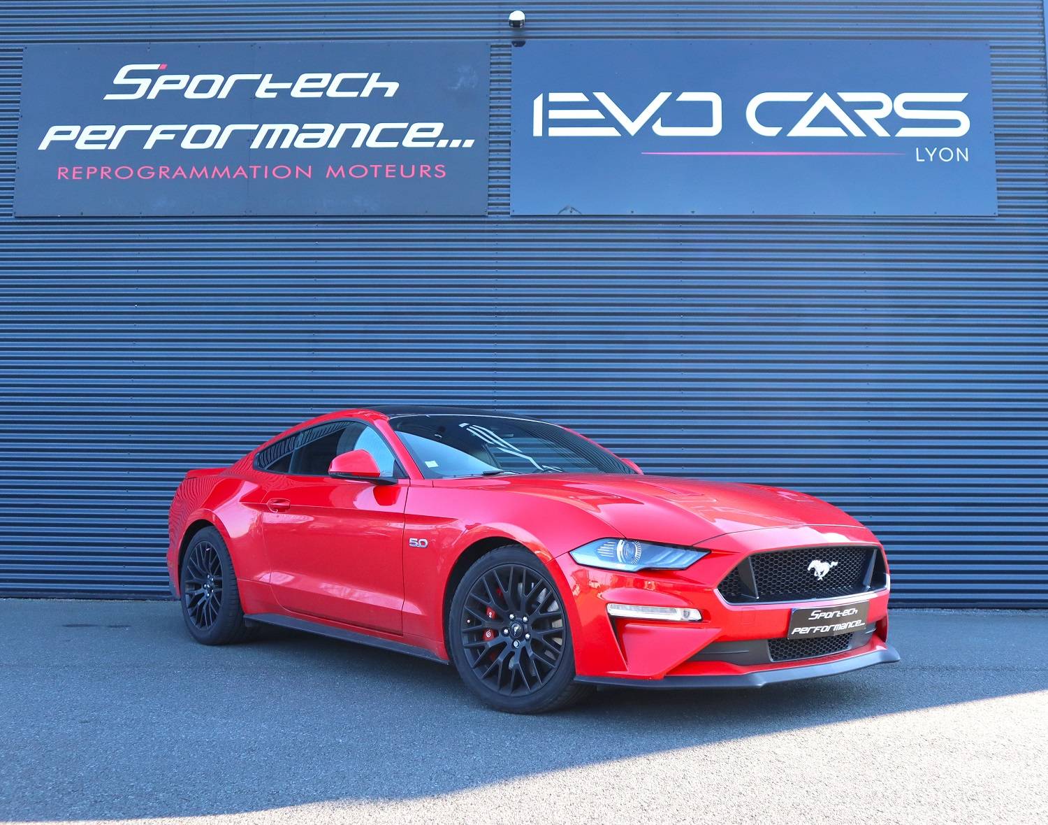 Professionnel de la cartographie moteur sur Ford Mustang à Lyon